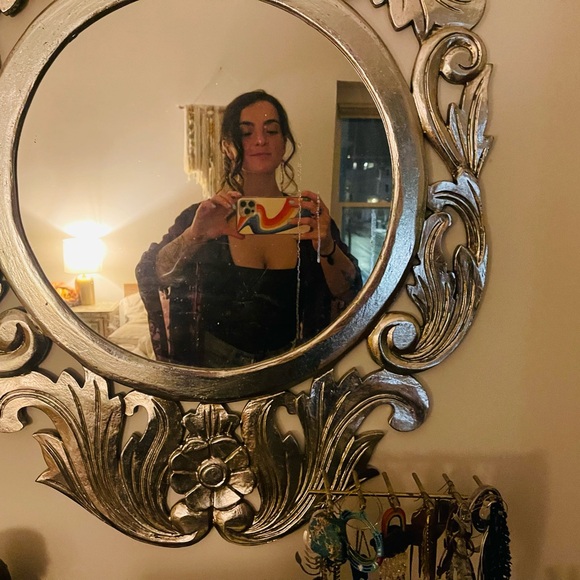 Meet your Posher, Simora - Picture 3 of 4